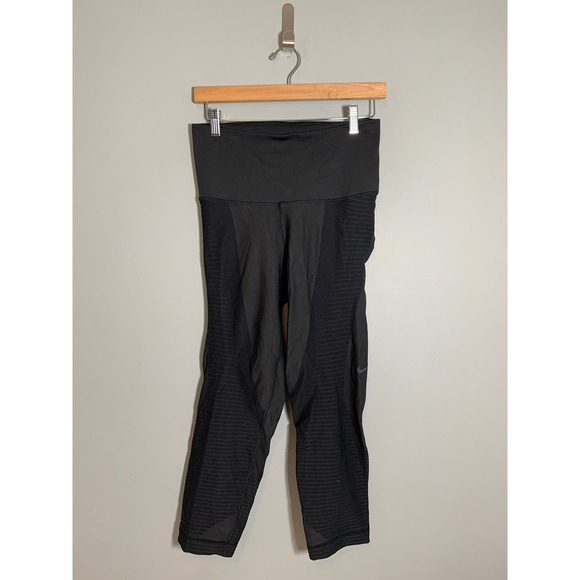 Nike Pants - Nike Dri-FIT Zonal Strength Training Tights Womens Large Black Cropped Leggings